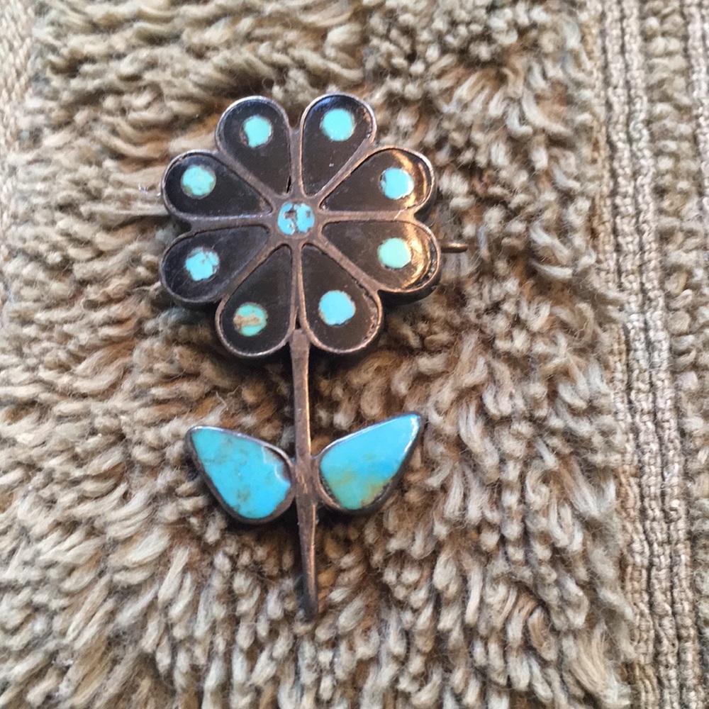 Vintage turquoise and silver daisy pin